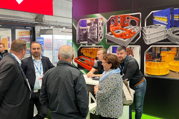 webtalo-suurkuva-mainostoimisto-messut-alvarin-metalli-arttu-alvari-messuosasto-konsepti-alihankintamessut-1b