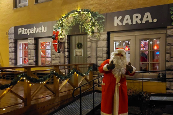 suurkuva-kara-lounas-ravintola-suurkuva-mainoskilvet-ikkunateippaukset-julksivu-webtalo-jips-2j