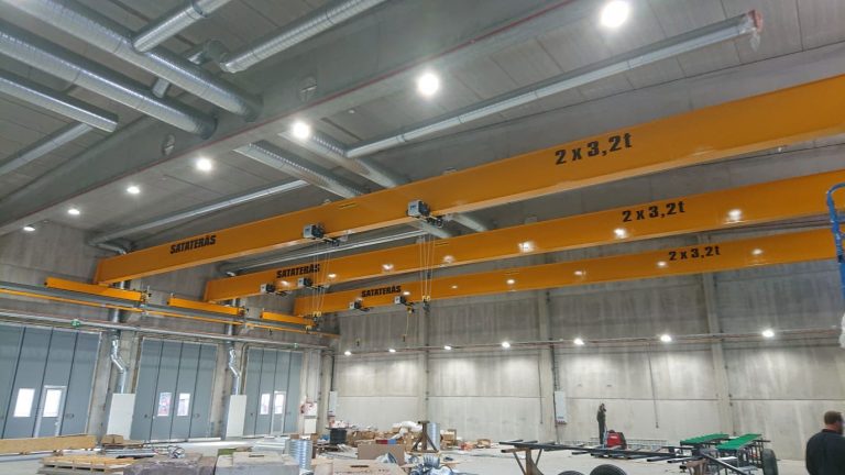 Satateräs toimitti 3 kpl 29 m siltanosturia VAK:ille satateras-siltanosturi-siltanosturit-VAKille-3kpl-NSC-4